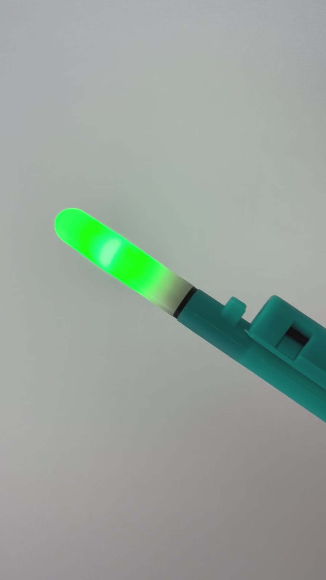 BRUNA Night Fishing LED Tip Light (No Battery Included) | Model A: Constant Green Model B: Smart Color Change (Green → Red)